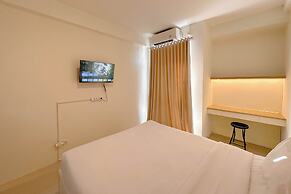Pleasant And Good Location Studio At Bale Hinggil Apartment