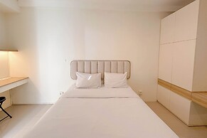 Pleasant And Good Location Studio At Bale Hinggil Apartment