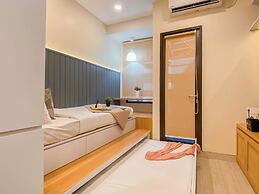 Chic And Cozy Studio At Apartment Transpark Cibubur
