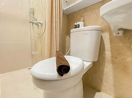 Chic And Cozy Studio At Apartment Transpark Cibubur