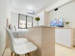 Neat Studio Room Apartment Meikarta