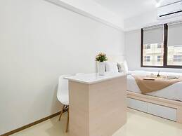 Neat Studio Room Apartment Meikarta