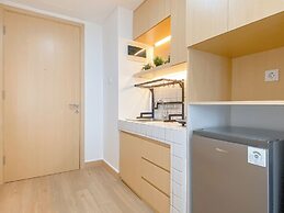 Wooden Accent Studio Apartment At Pollux Chadstone