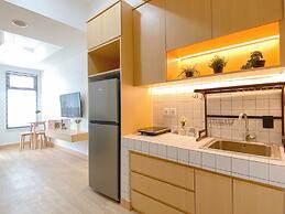 Simple 3Br At Pollux Chadstone Apartment