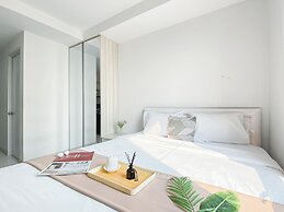 Basic Studio Room At Azalea Suites Apartment