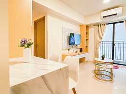 Spacious 2Br At Meikarta Apartment