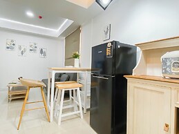 Neat Style 2Br Apartment Meikarta