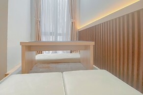 Minimalist And Homey Studio Apartment At The Alton