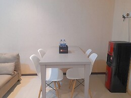 Minimalist 2Br Apartment At Gateway Pasteur