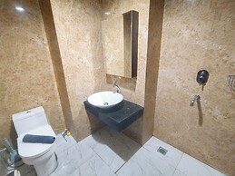 Spacious Studio Room At Grand Sungkono Lagoon Apartment