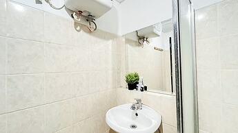 Cozy 1Br Apartment At The Wave Kuningan