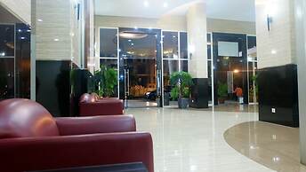Spacious 3Br At Pakubuwono Terrace Apartment