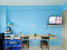 Simple Blue Toned Studio (No Kitchen) At Elvis Tower Apartment