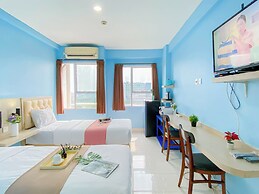 Simple Blue Toned Studio (No Kitchen) At Elvis Tower Apartment