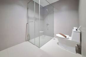 Spacious 1Br At Patraland Amarta Apartment