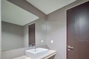 Spacious 1Br At Patraland Amarta Apartment