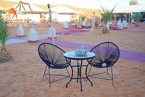 Young Luxury Camp Merzouga