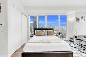 Toronto skyline suites