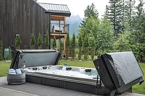 Camozzi Chalet by Revelstoke Vacations
