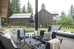 Camozzi Chalet by Revelstoke Vacations