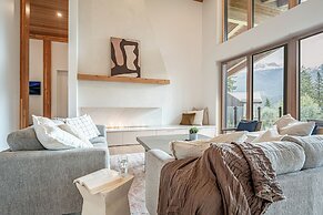 Camozzi Chalet by Revelstoke Vacations
