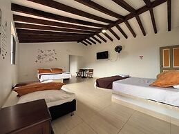 Hotel Balcon Tamesino