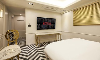 hotel 99 prestige