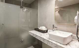 hotel 99 prestige