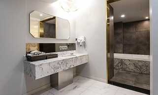 hotel 99 prestige