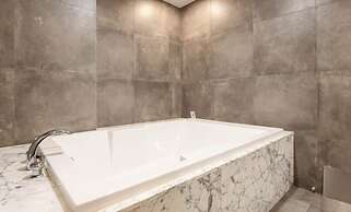 hotel 99 prestige