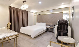 hotel 99 prestige