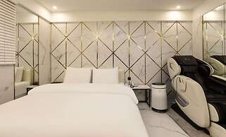 hotel 99 prestige