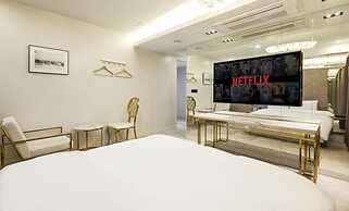 hotel 99 prestige