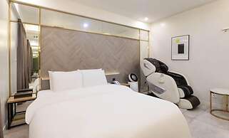 hotel 99 prestige