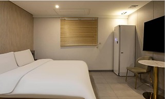 hotel 99 prestige