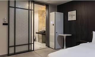 hotel 99 prestige