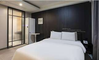 hotel 99 prestige