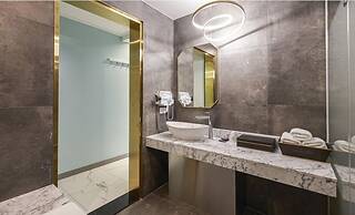 hotel 99 prestige