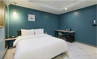 hotel 99 prestige