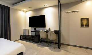 hotel 99 prestige