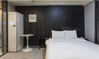 hotel 99 prestige