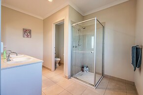 StayAU Pakenham 5 BRM Oasis Pet-friendly
