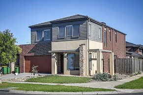 StayAU Pakenham 5 BRM Oasis Pet-friendly