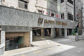 TheWall Hotel