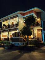 Zara Boutique Villa