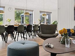5 Star Holiday Home in Rodby