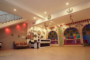 Hotel Golden Bird