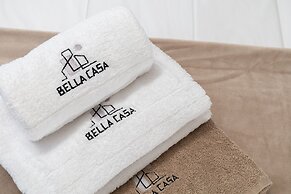 Bella Casa - Newly Built Designer Villa
