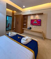 HOTEL COASTAL PALACE