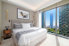 LUX  The Address Opera Downtown Suite